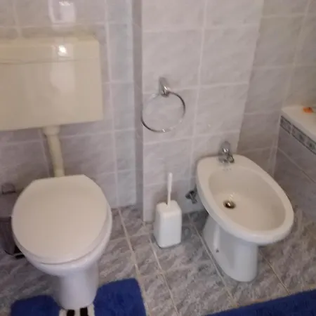 Apartment Bernie 2 *